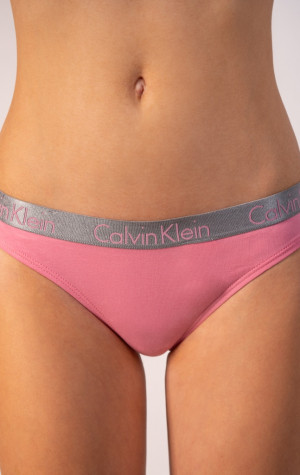 Dámska tangá Calvin Klein QD3539