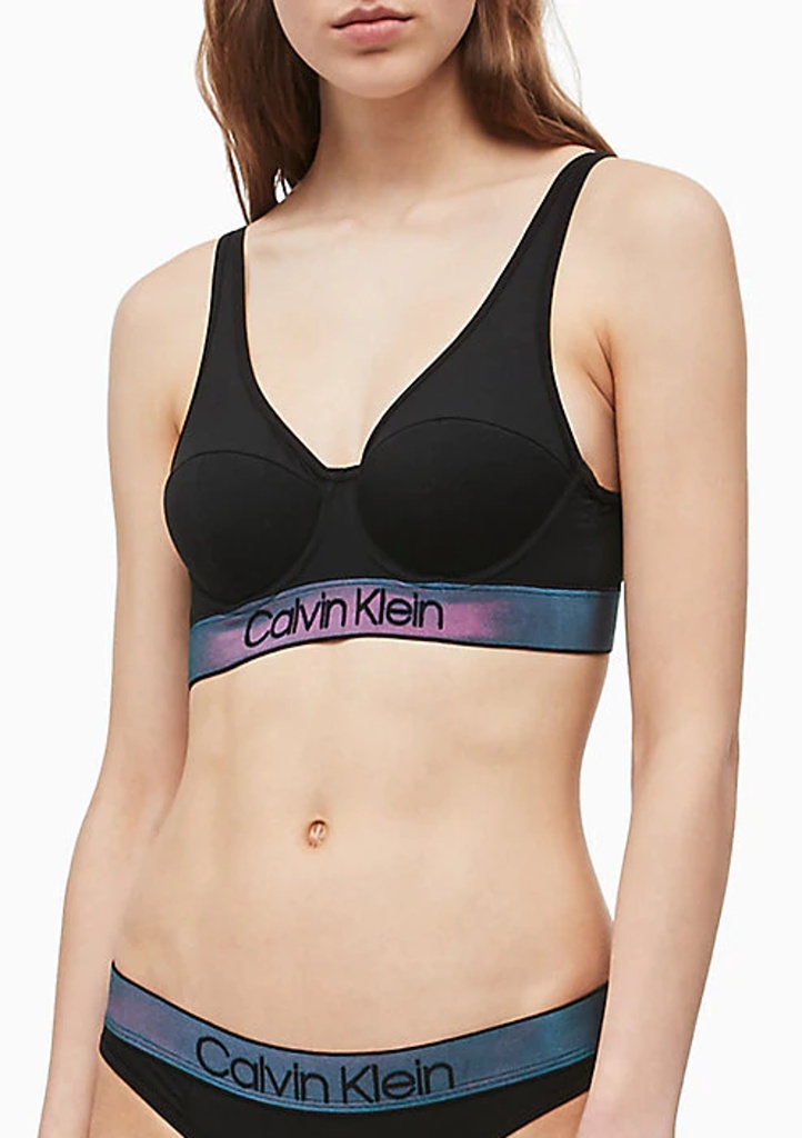 Sportovní podprsenka Calvin Klein QF5586 70 D Černá