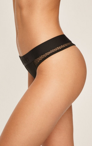 Dámská tanga Calvin Klein QF5468E