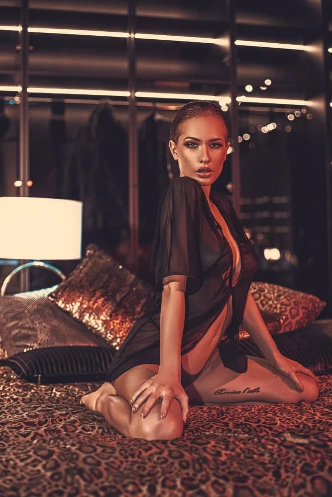 Sexy župan Velo - Anais