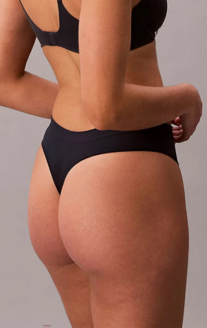 D&aacute;mske tang&aacute; Calvin Klein QD5211 FBI 3Pack