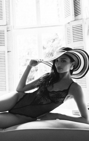 D&aacute;msk&eacute; body Perisia Crotchless Teddy čern&eacute; - Obsessive