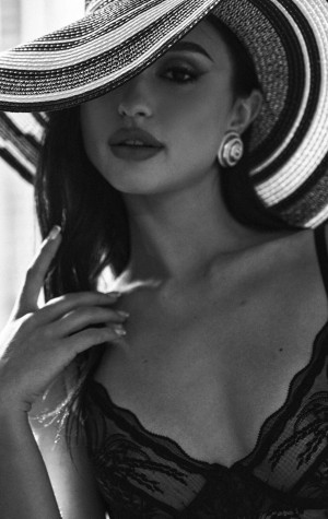 D&aacute;msk&eacute; body Perisia Crotchless Teddy čern&eacute; - Obsessive