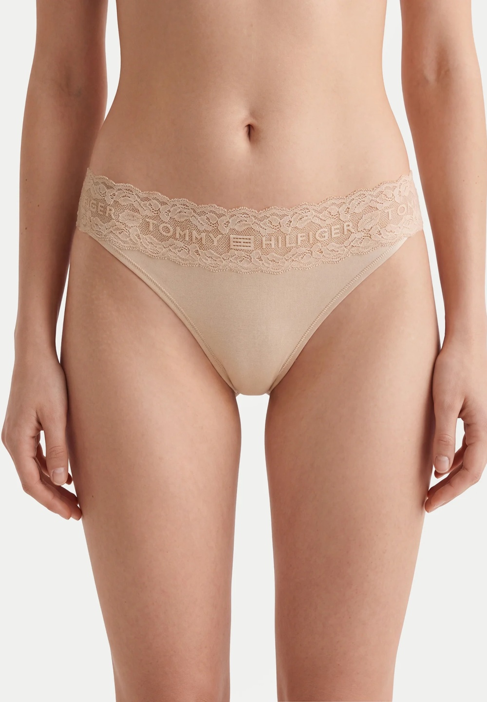 Dámská tanga Tommy Hilfiger UW0UW06670 0LE 3PACK