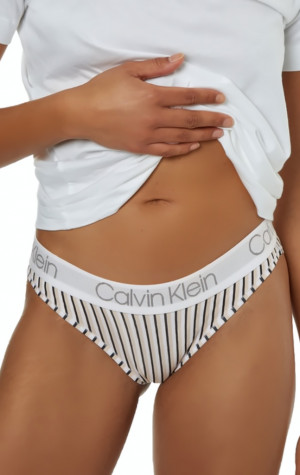 Dámské kalhotky Calvin Klein QD3752