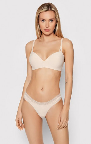 Dámské tanga Calvin Klein QF6307