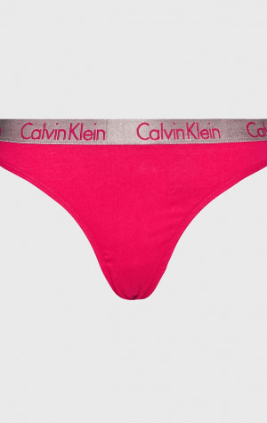 Dámská tanga Calvin Klein QD3560 6VS 3PACK